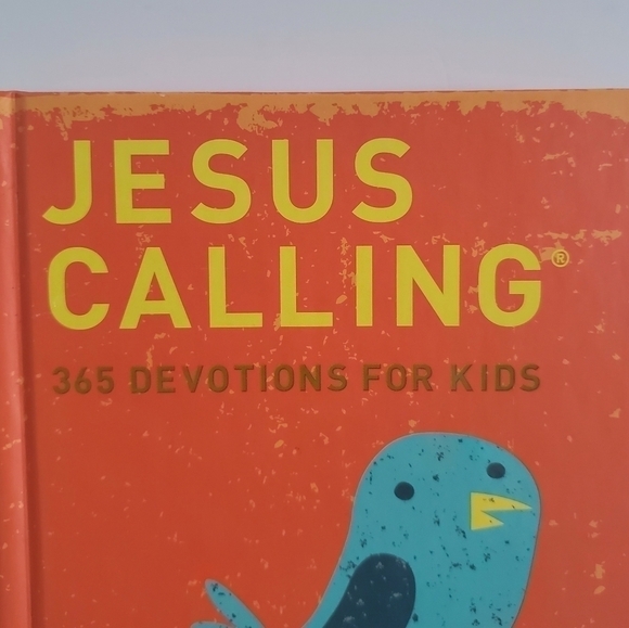 JESUS Calling By Sarah Young 365 Devotiond For Kids & Tweens Hardcover Book - Picture 3 of 13